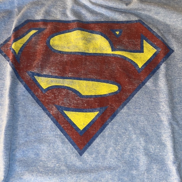 DC Comics Superman Distressed Graphic Large Short Sleeve Tee Shirt - Picture 4 of 6